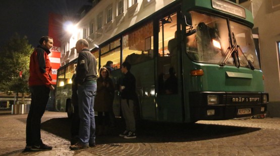 Day 10 - teabus.JPG